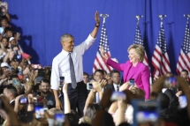 USA - 2016 - Presidential Candidate Hillary Rodham Clinton and President Barack Obama speak in Charlotte